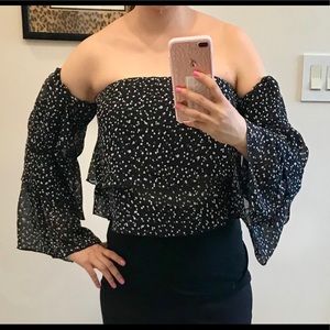 Polka dot crop top ruffles